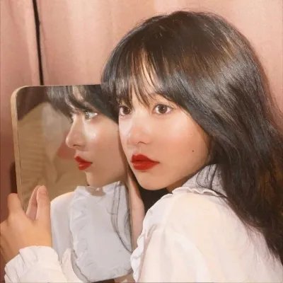 谜一样的双眼